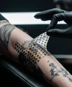 Seconde Peau : 5 feuilles médicales imperméables pour tatouage, pour éviter les infections, les démangeaisons ou la perte de couleur. Protection contre les bactéries, les salissures, l’eau et les frottements avec les vêtements 🛡️ 7 secont layer tattoo